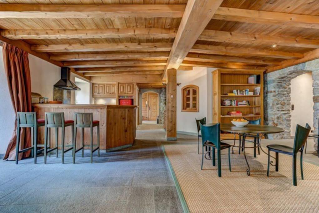 Spacious 3-Bed In The Heart Of Шамоні Екстер'єр фото